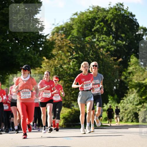 08.06.2024 - REWE Women's Run Dr. Thomas Lammeyer http://msf.ph/oto/6243549 09.06.2024 09:18:36 Laufen 70, 1035, 10238, 01264, 1012, 10547, 10107, 10283, 117 meine-sportfotos.de
