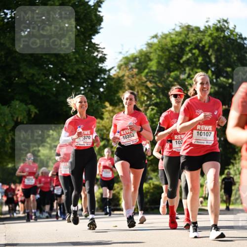 08.06.2024 - REWE Women's Run Dr. Thomas Lammeyer http://msf.ph/oto/6243567 09.06.2024 09:18:39 Laufen 102, 370, 10352, 102, 10107 meine-sportfotos.de
