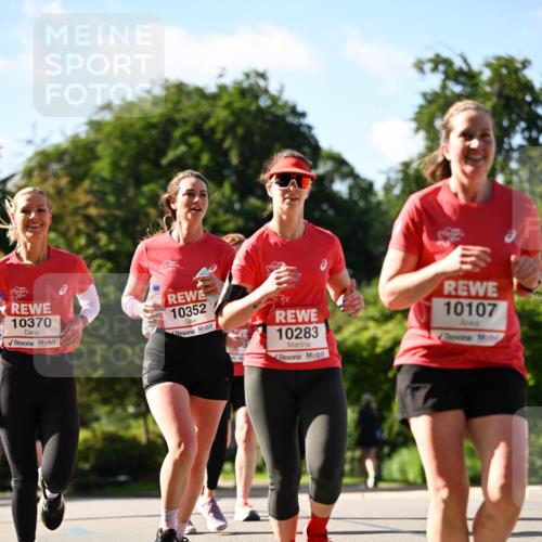 08.06.2024 - REWE Women's Run Dr. Thomas Lammeyer http://msf.ph/oto/6243575 09.06.2024 09:18:40 Laufen 10370, 10352, 10283, 10107 meine-sportfotos.de