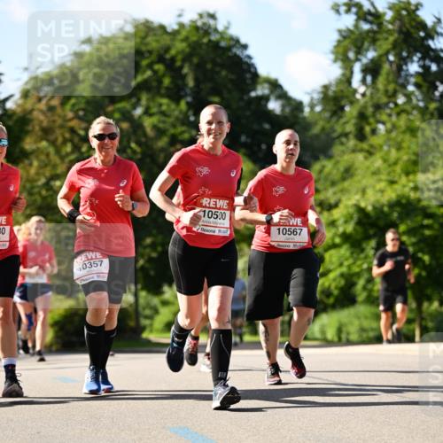 08.06.2024 - REWE Women's Run Dr. Thomas Lammeyer http://msf.ph/oto/6243602 09.06.2024 09:18:44 Laufen 30, 10357, 10500, 10567 meine-sportfotos.de