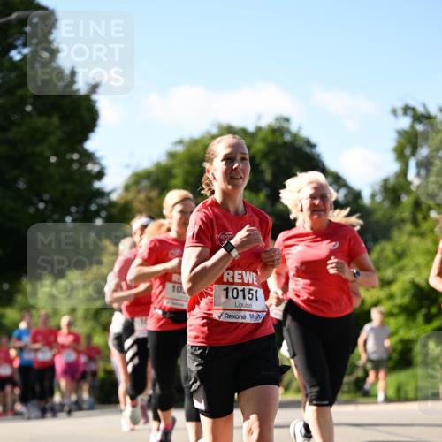 08.06.2024 - REWE Women's Run Dr. Thomas Lammeyer http://msf.ph/oto/6243620 09.06.2024 09:18:48 Laufen 10, 10151 meine-sportfotos.de