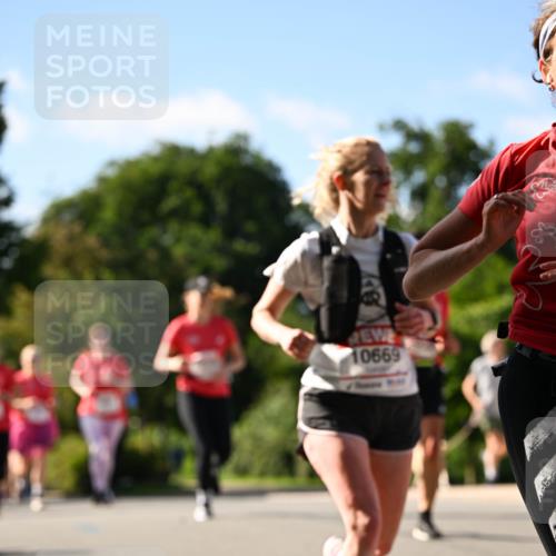 08.06.2024 - REWE Women's Run Dr. Thomas Lammeyer http://msf.ph/oto/6243635 09.06.2024 09:18:51 Laufen 10669 meine-sportfotos.de