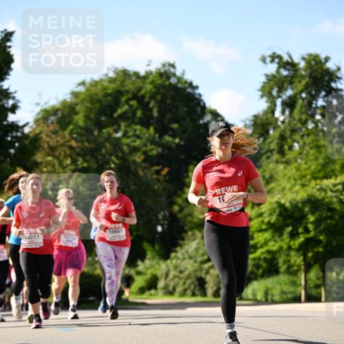 08.06.2024 - REWE Women's Run Dr. Thomas Lammeyer http://msf.ph/oto/6243643 09.06.2024 09:18:52 Laufen 10661, 10211, 10734 meine-sportfotos.de