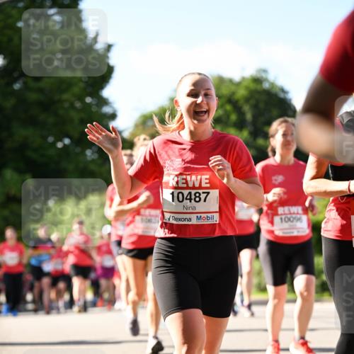 08.06.2024 - REWE Women's Run Dr. Thomas Lammeyer http://msf.ph/oto/6243671 09.06.2024 09:18:57 Laufen 10487, 10096 meine-sportfotos.de