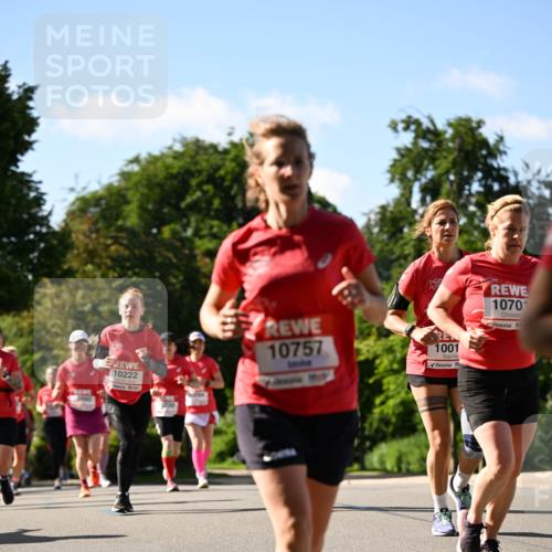 08.06.2024 - REWE Women's Run Dr. Thomas Lammeyer http://msf.ph/oto/6243684 09.06.2024 09:18:59 Laufen 10222, 10757, 1001, 10701 meine-sportfotos.de