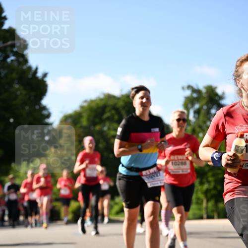 08.06.2024 - REWE Women's Run Dr. Thomas Lammeyer http://msf.ph/oto/6243711 09.06.2024 09:19:04 Laufen 16127, 10208 meine-sportfotos.de
