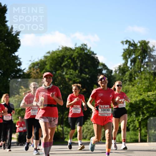 08.06.2024 - REWE Women's Run Dr. Thomas Lammeyer http://msf.ph/oto/6243728 09.06.2024 09:19:07 Laufen 10178, 10496, 10030, 1057 meine-sportfotos.de