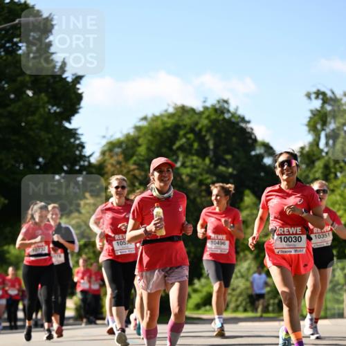 08.06.2024 - REWE Women's Run Dr. Thomas Lammeyer http://msf.ph/oto/6243729 09.06.2024 09:19:07 Laufen 10732, 105, 10496, 7178, 10030, 10351 meine-sportfotos.de