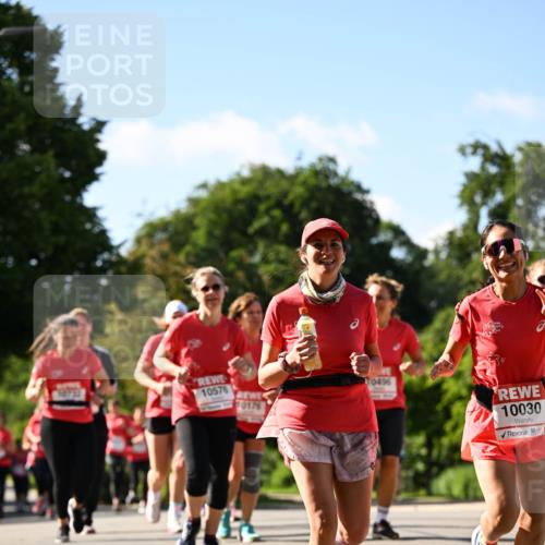 08.06.2024 - REWE Women's Run Dr. Thomas Lammeyer http://msf.ph/oto/6243733 09.06.2024 09:19:08 Laufen 10576, 70176, 0496, 10030 meine-sportfotos.de
