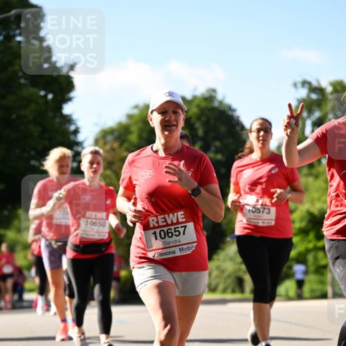 08.06.2024 - REWE Women's Run Dr. Thomas Lammeyer http://msf.ph/oto/6243778 09.06.2024 09:19:16 Laufen 10650, 10657, 0573 meine-sportfotos.de