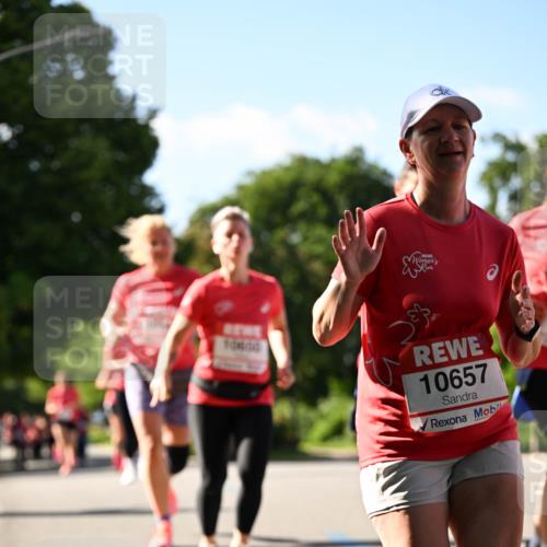 08.06.2024 - REWE Women's Run Dr. Thomas Lammeyer http://msf.ph/oto/6243780 09.06.2024 09:19:16 Laufen 10657 meine-sportfotos.de