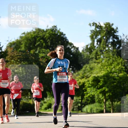 08.06.2024 - REWE Women's Run Dr. Thomas Lammeyer http://msf.ph/oto/6243813 09.06.2024 09:19:23 Laufen 10566, 10300 meine-sportfotos.de