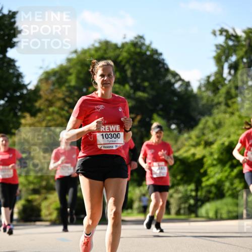 08.06.2024 - REWE Women's Run Dr. Thomas Lammeyer http://msf.ph/oto/6243824 09.06.2024 09:19:24 Laufen 10300, 141 meine-sportfotos.de