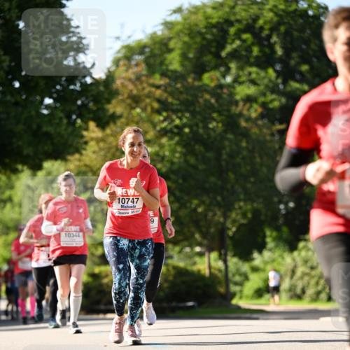 08.06.2024 - REWE Women's Run Dr. Thomas Lammeyer http://msf.ph/oto/6243846 09.06.2024 09:19:28 Laufen 10344, 10747, 9 meine-sportfotos.de