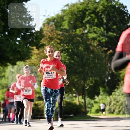 08.06.2024 - REWE Women's Run Dr. Thomas Lammeyer http://msf.ph/oto/6243847 09.06.2024 09:19:29 Laufen 103, 10344, 10747, 59 meine-sportfotos.de