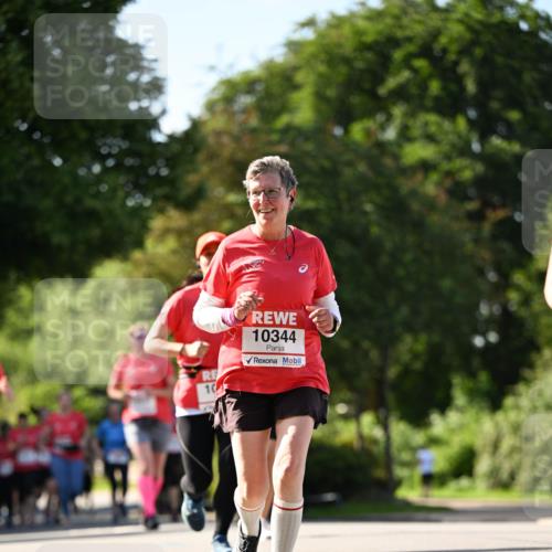 08.06.2024 - REWE Women's Run Dr. Thomas Lammeyer http://msf.ph/oto/6243865 09.06.2024 09:19:31 Laufen 10, 10344 meine-sportfotos.de