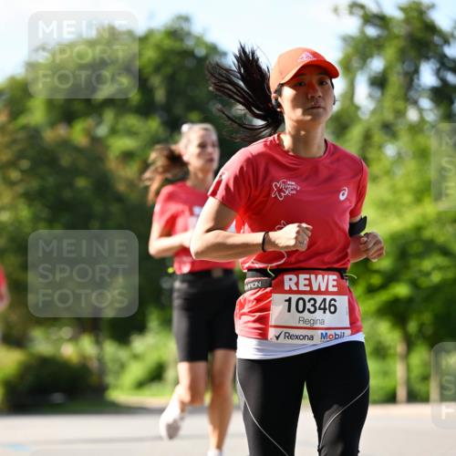 08.06.2024 - REWE Women's Run Dr. Thomas Lammeyer http://msf.ph/oto/6243882 09.06.2024 09:19:34 Laufen 10346 meine-sportfotos.de