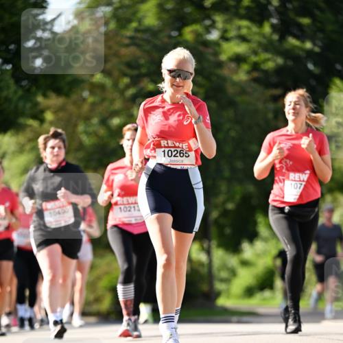 08.06.2024 - REWE Women's Run Dr. Thomas Lammeyer http://msf.ph/oto/6243960 09.06.2024 09:19:48 Laufen 10490, 10213, 10265, 107 meine-sportfotos.de