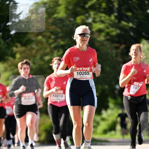 08.06.2024 - REWE Women's Run Dr. Thomas Lammeyer http://msf.ph/oto/6243962 09.06.2024 09:19:48 Laufen 10490, 10213, 10265, 107 meine-sportfotos.de