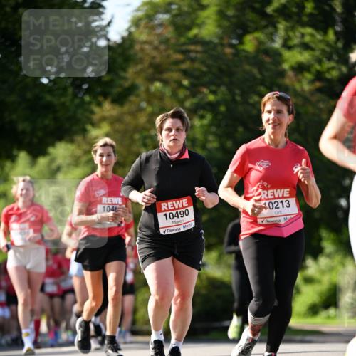 08.06.2024 - REWE Women's Run Dr. Thomas Lammeyer http://msf.ph/oto/6243967 09.06.2024 09:19:49 Laufen 1046, 10490, 0213 meine-sportfotos.de
