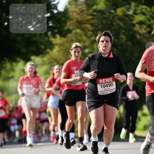 08.06.2024 - REWE Women's Run Dr. Thomas Lammeyer http://msf.ph/oto/6243972 09.06.2024 09:19:50 Laufen 10, 10490 meine-sportfotos.de
