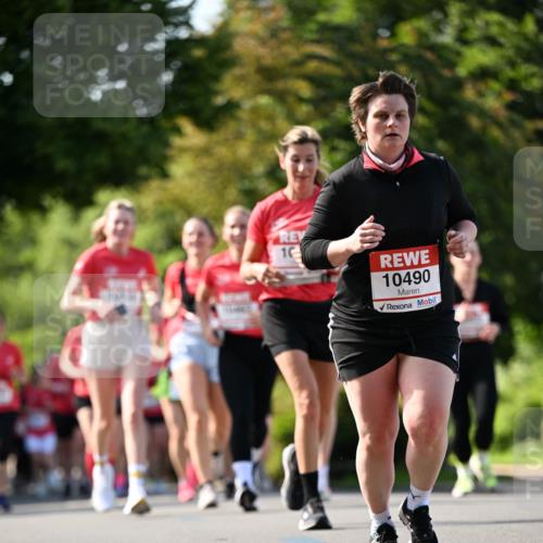 08.06.2024 - REWE Women's Run Dr. Thomas Lammeyer http://msf.ph/oto/6243975 09.06.2024 09:19:50 Laufen 16, 10490 meine-sportfotos.de