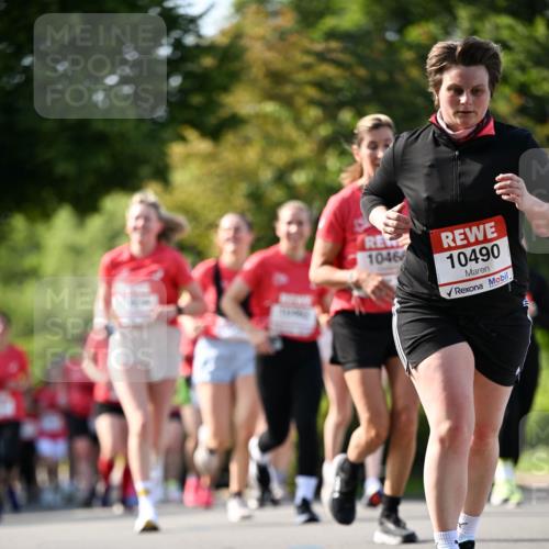 08.06.2024 - REWE Women's Run Dr. Thomas Lammeyer http://msf.ph/oto/6243976 09.06.2024 09:19:51 Laufen 1046, 10490 meine-sportfotos.de