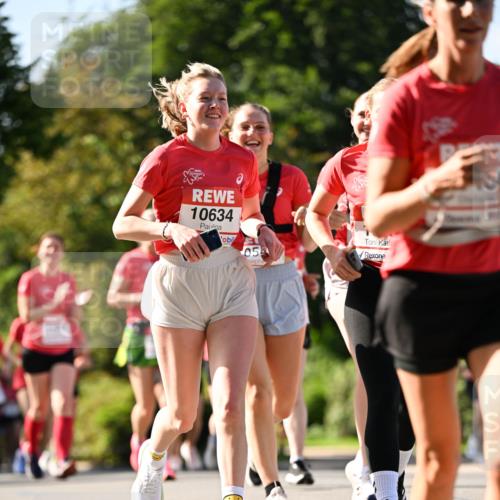 08.06.2024 - REWE Women's Run Dr. Thomas Lammeyer http://msf.ph/oto/6243990 09.06.2024 09:19:53 Laufen 10634, 05 meine-sportfotos.de