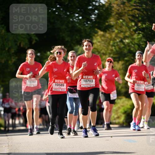 08.06.2024 - REWE Women's Run Dr. Thomas Lammeyer http://msf.ph/oto/6244004 09.06.2024 09:19:55 Laufen 10364, 10589, 10703, 1079, 10271, 1050 meine-sportfotos.de