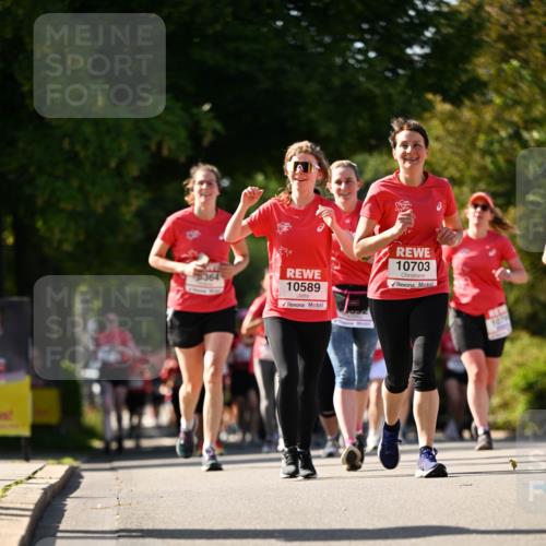 08.06.2024 - REWE Women's Run Dr. Thomas Lammeyer http://msf.ph/oto/6244005 09.06.2024 09:19:56 Laufen 364, 10589, 10703, 1079 meine-sportfotos.de