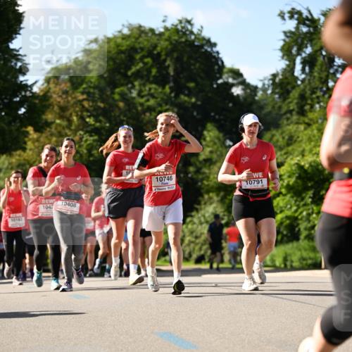 08.06.2024 - REWE Women's Run Dr. Thomas Lammeyer http://msf.ph/oto/6244046 09.06.2024 09:20:02 Laufen 10183, 1042, 10408, 10746, 10791 meine-sportfotos.de