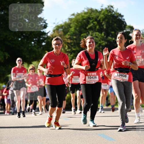 08.06.2024 - REWE Women's Run Dr. Thomas Lammeyer http://msf.ph/oto/6244062 09.06.2024 09:20:04 Laufen 1000, 106, 10309, 10426, 10408, 35 meine-sportfotos.de