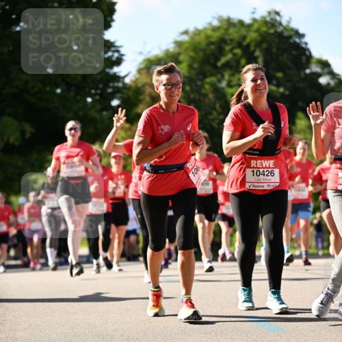 08.06.2024 - REWE Women's Run Dr. Thomas Lammeyer http://msf.ph/oto/6244065 09.06.2024 09:20:05 Laufen 1005, 138, 106, 10426 meine-sportfotos.de
