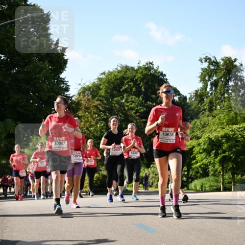 08.06.2024 - REWE Women's Run Dr. Thomas Lammeyer http://msf.ph/oto/6244124 09.06.2024 09:20:12 Laufen 10118, 10031, 10007, 10157, 10437, 10294, 10636 meine-sportfotos.de