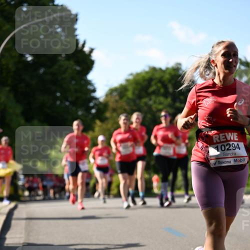08.06.2024 - REWE Women's Run Dr. Thomas Lammeyer http://msf.ph/oto/6244148 09.06.2024 09:20:15 Laufen 10294 meine-sportfotos.de
