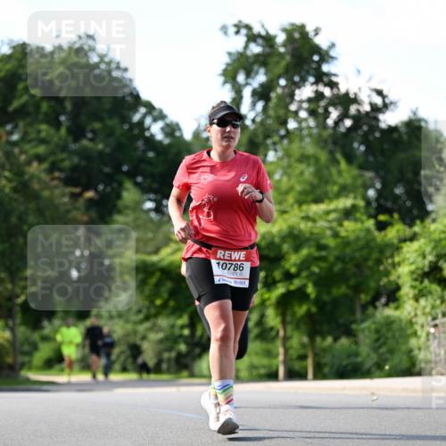 08.06.2024 - REWE Women's Run Dr. Thomas Lammeyer http://msf.ph/oto/6244212 09.06.2024 09:20:22 Laufen 10786 meine-sportfotos.de
