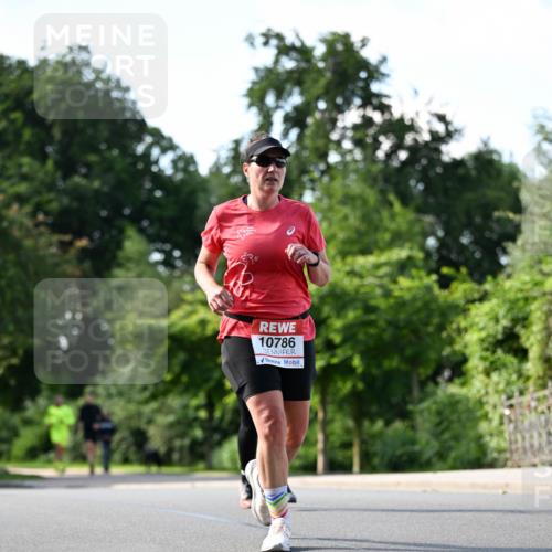 08.06.2024 - REWE Women's Run Dr. Thomas Lammeyer http://msf.ph/oto/6244214 09.06.2024 09:20:22 Laufen 10786 meine-sportfotos.de
