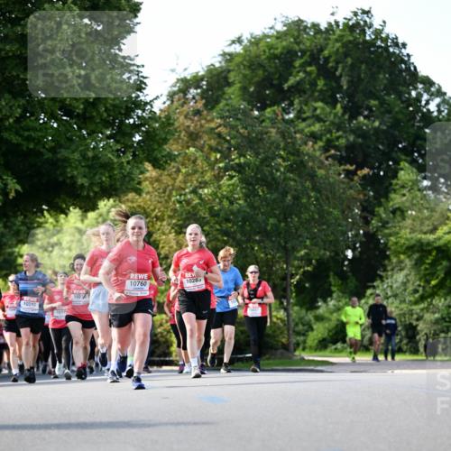 08.06.2024 - REWE Women's Run Dr. Thomas Lammeyer http://msf.ph/oto/6244217 09.06.2024 09:20:23 Laufen 1023, 10242, 1017, 10760, 10285 meine-sportfotos.de