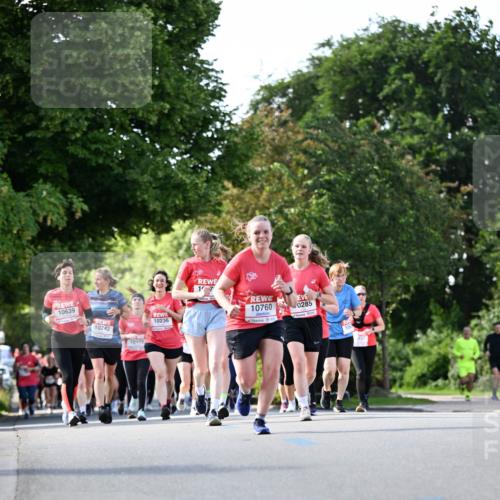 08.06.2024 - REWE Women's Run Dr. Thomas Lammeyer http://msf.ph/oto/6244220 09.06.2024 09:20:24 Laufen 10639, 10242, 10175, 10236, 17, 10760, 0285, 10, 227 meine-sportfotos.de