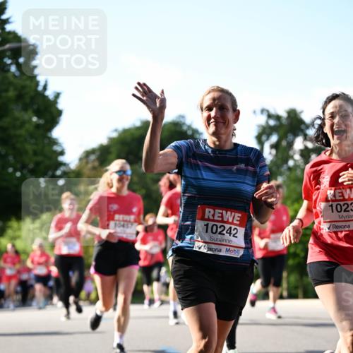 08.06.2024 - REWE Women's Run Dr. Thomas Lammeyer http://msf.ph/oto/6244285 09.06.2024 09:20:31 Laufen 1023, 10457, 10242 meine-sportfotos.de