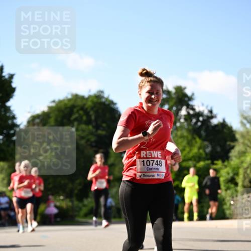 08.06.2024 - REWE Women's Run Dr. Thomas Lammeyer http://msf.ph/oto/6244310 09.06.2024 09:20:34 Laufen 10748 meine-sportfotos.de