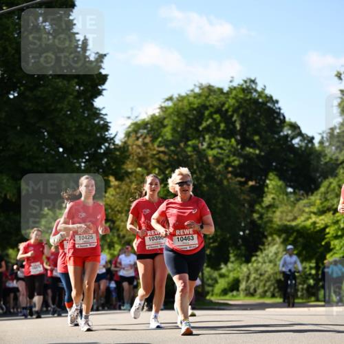 08.06.2024 - REWE Women's Run Dr. Thomas Lammeyer http://msf.ph/oto/6244321 09.06.2024 09:20:36 Laufen 10425, 10390, 10463 meine-sportfotos.de