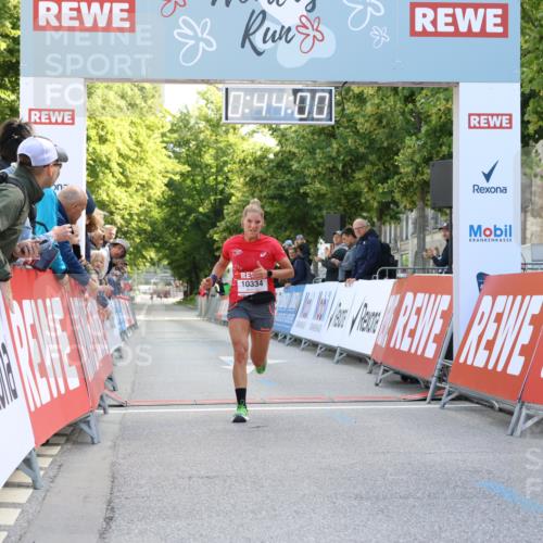 08.06.2024 - REWE Women's Run Strokosch-Dieckow http://msf.ph/oto/6244370 09.06.2024 09:44:29 Ziel 10334 meine-sportfotos.de