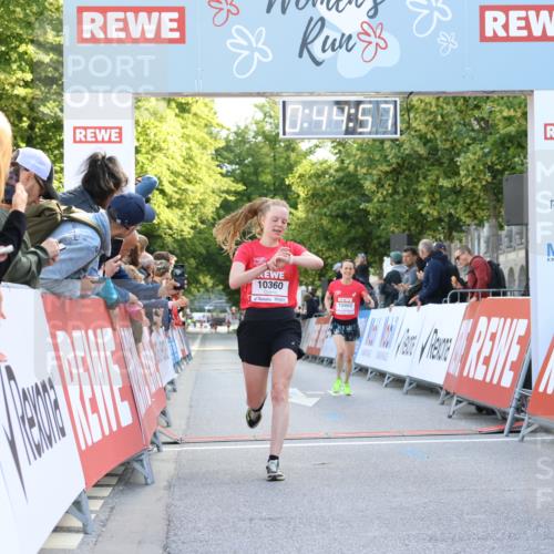 08.06.2024 - REWE Women's Run Strokosch-Dieckow http://msf.ph/oto/6244413 09.06.2024 09:45:26 Ziel 10074, 10360, 10460 meine-sportfotos.de