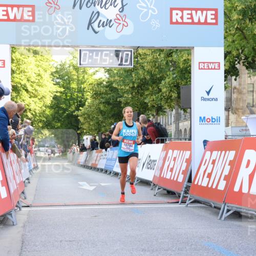 08.06.2024 - REWE Women's Run Strokosch-Dieckow http://msf.ph/oto/6244436 09.06.2024 09:45:40 Ziel 10784 meine-sportfotos.de