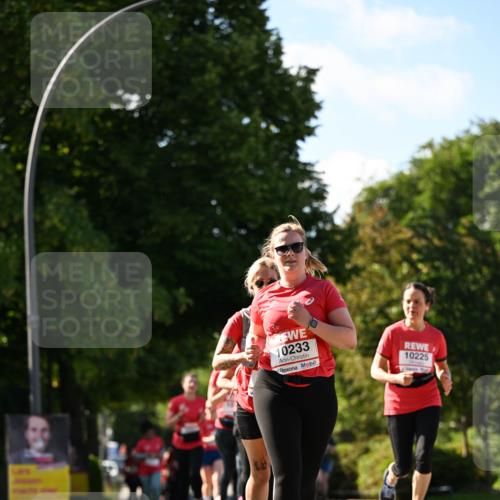 08.06.2024 - REWE Women's Run Dr. Thomas Lammeyer http://msf.ph/oto/6244513 09.06.2024 09:20:58 Laufen 10233, 10225 meine-sportfotos.de