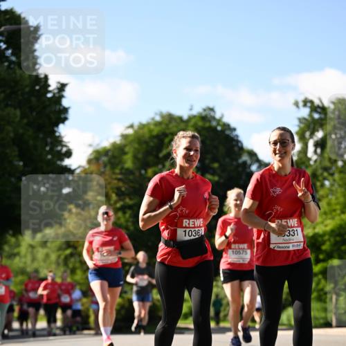 08.06.2024 - REWE Women's Run Dr. Thomas Lammeyer http://msf.ph/oto/6244571 09.06.2024 09:21:05 Laufen 10362, 331, 10575 meine-sportfotos.de