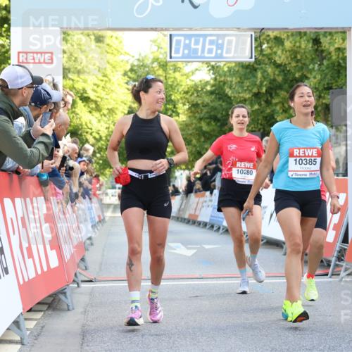 08.06.2024 - REWE Women's Run Strokosch-Dieckow http://msf.ph/oto/6244589 09.06.2024 09:46:30 Ziel 10152, 10280, 10385, 10726 meine-sportfotos.de