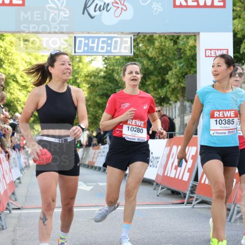 08.06.2024 - REWE Women's Run Strokosch-Dieckow http://msf.ph/oto/6244598 09.06.2024 09:46:31 Ziel 10152, 10280, 10385, 10726 meine-sportfotos.de