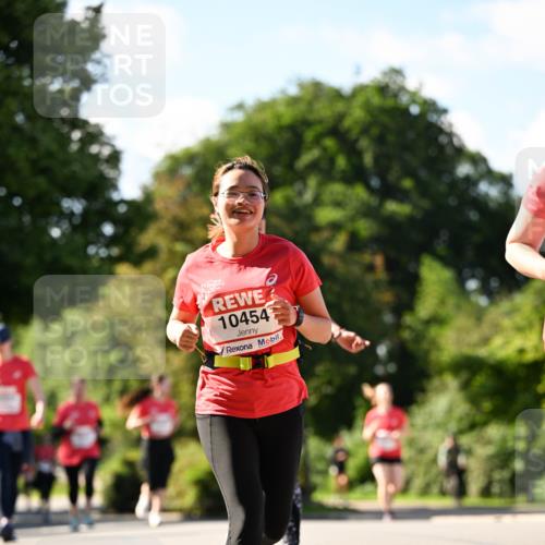 08.06.2024 - REWE Women's Run Dr. Thomas Lammeyer http://msf.ph/oto/6244679 09.06.2024 09:21:20 Laufen 10454 meine-sportfotos.de